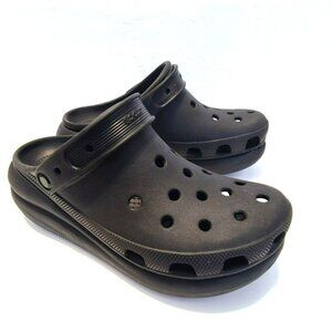 Crocs Classic Crush Clog. size M10  W12